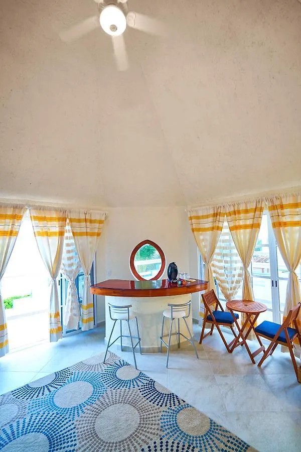 Casa Cenote Bed & Breakfast Tulum